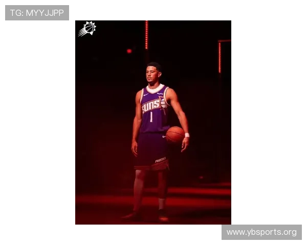 布克本轮表现稳定节奏掌控愈加成熟成为球队核心引领胜利